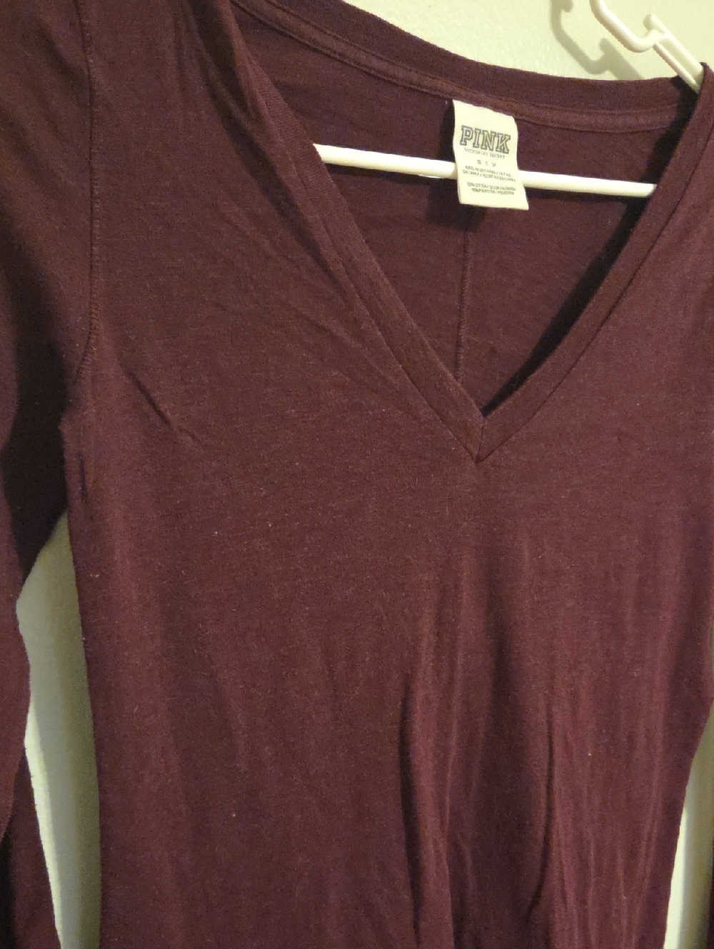 PINK Victoria's Secret V‑Neck Long Sleeve Top in Plum - Picture 4 of 4